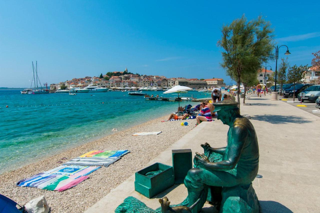 Apartments Mare Primošten Dış mekan fotoğraf